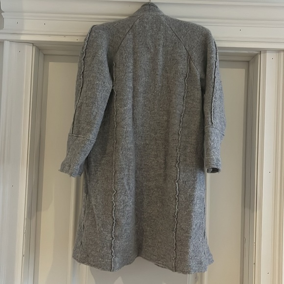 Grey Wool Tahari Jacket - Picture 5 of 6